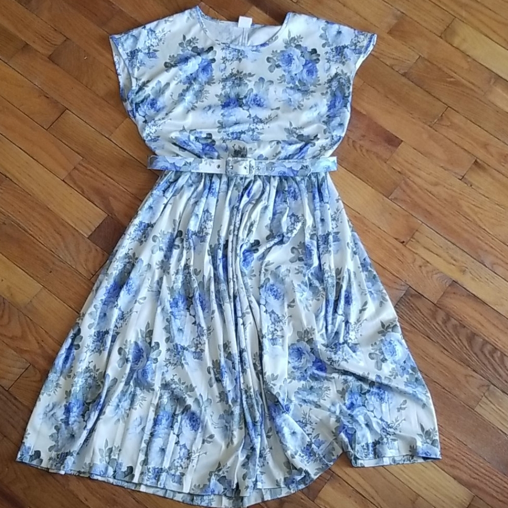 Vintage blue floral dress